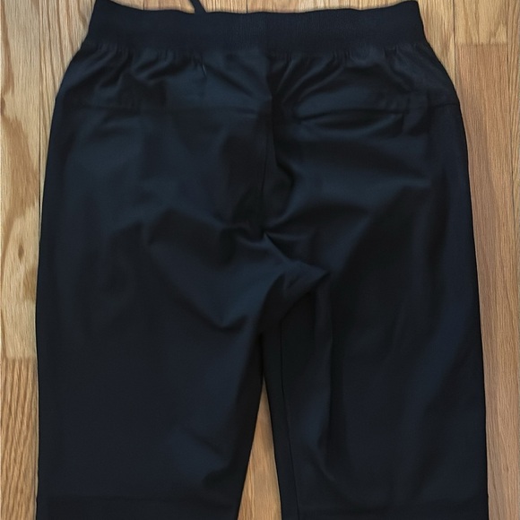 Lululemon sz M ABC Jogger Warpstreme Black Jogger Pants great condition - Picture 5 of 13